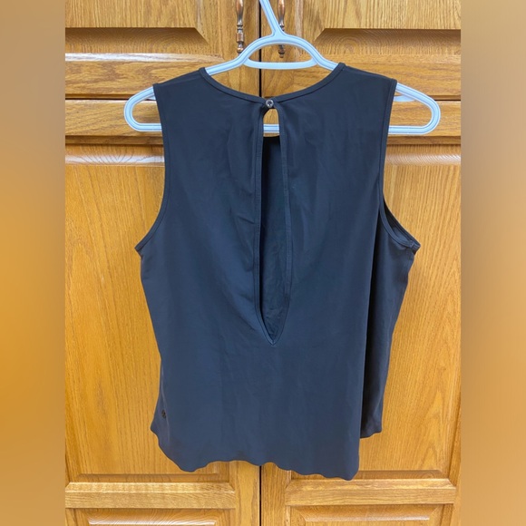 Lululemon Tank - Picture 2 of 4
